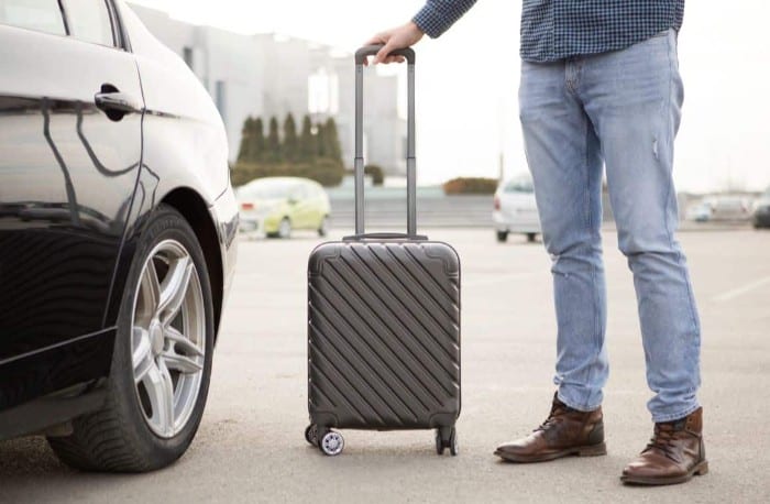 10 Smart Strategies to Save Money on Airport Parking in 2023 - check extra fees